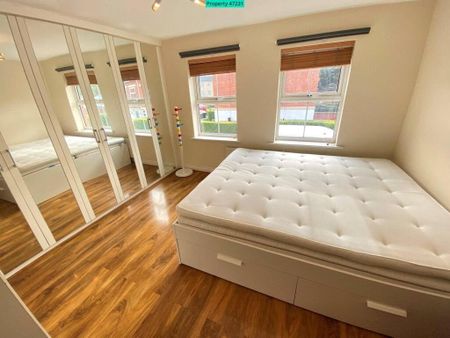 3 bedroom end of terrace house to rent - Photo 3