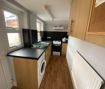 4 bedroom house to rent - Photo 5