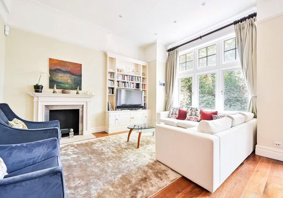 Cranley Mews - Photo 1