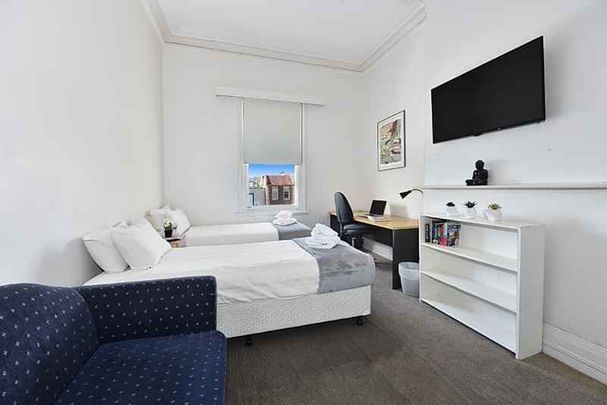 Room 4 (Non Ensuite) - Photo 1