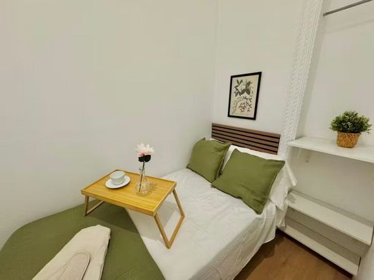 Calle de Carretas, Madrid, Community of Madrid 28012 - Photo 1