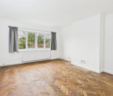 Ethorpe Crescent, Gerrards Cross, Buckinghamshire,SL9 - Photo 2