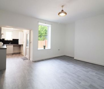 3 bedroom House To Let - Photo 1