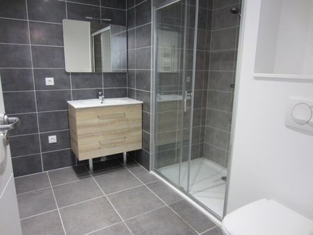 Location Appartement 2 pièces 40m² BASSENS 73000 - Photo 2