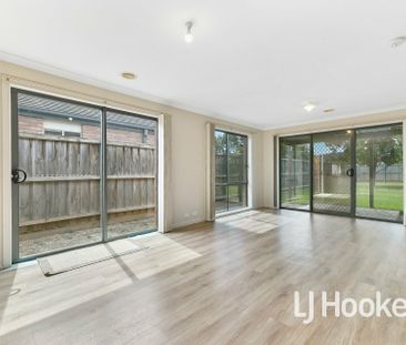 Devine Home On Devine Drive! - Photo 1