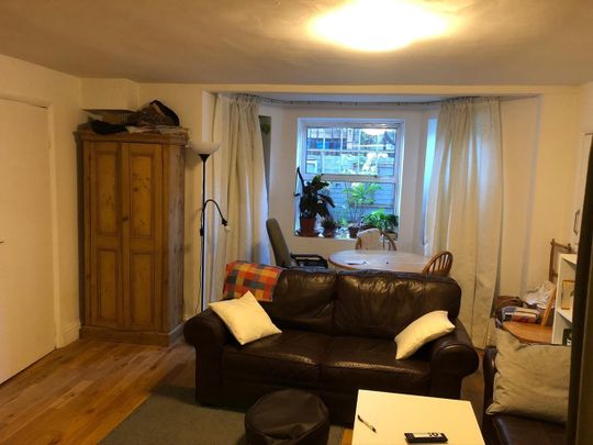 Studio Flat, Hackney, E5 - Photo 1