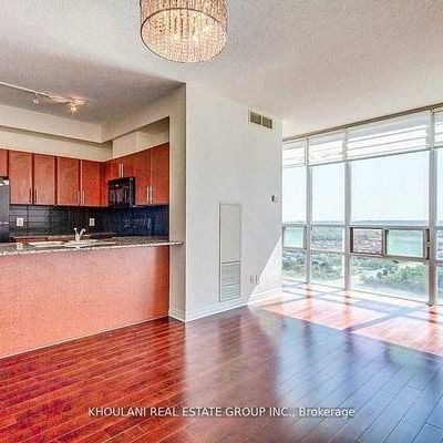 Kariya And Elm Beautiful 2Bdrm +Den As 3rd Bdrm Modern Kitchen Open - Photo 1