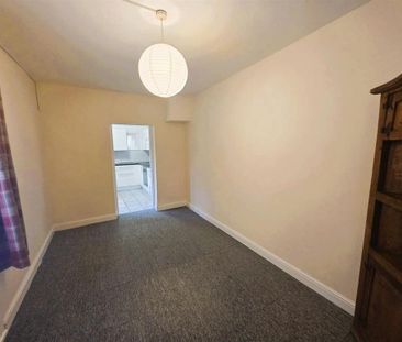 3 bedroom property to rent - Photo 1