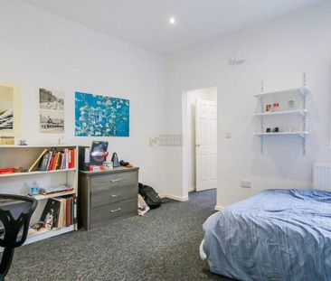 5 bedroom terraced house to rent - Photo 2