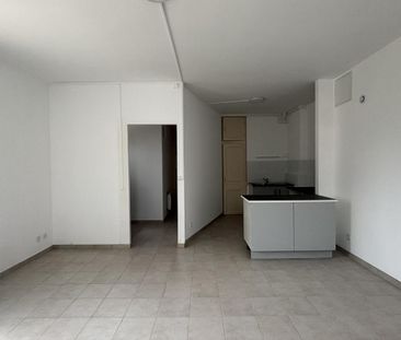 Location Appartement 3 pièces 80m² CHATELLERAULT 86100 - Photo 6