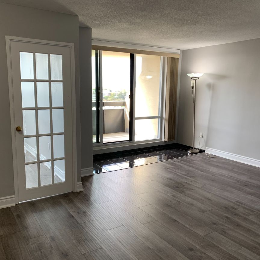 For Lease - 362 The East Mall Road Unit# 1109, Toronto, Ontario - Photo 1
