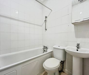 Northfield Avenue, Ealing, W13 9RR - Photo 6