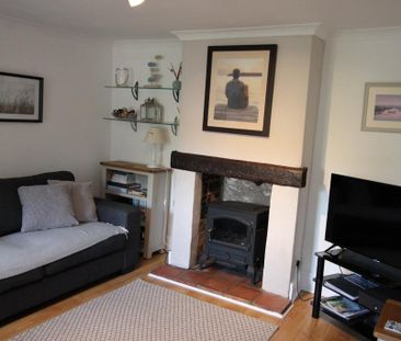 2 bedroom terraced house to rent - Photo 4