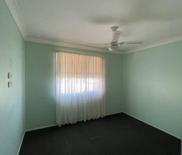 Tidy Home in Close Proximity to Kingaroy Hospital - Photo 5