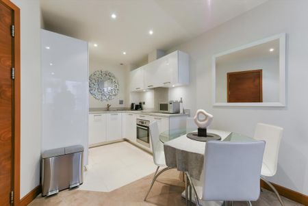 1 bedroom flat to rent - Photo 2