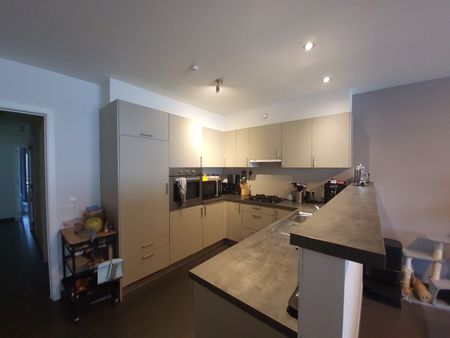 Modern 2-slaapkamerappartement nabij centrum - Photo 5