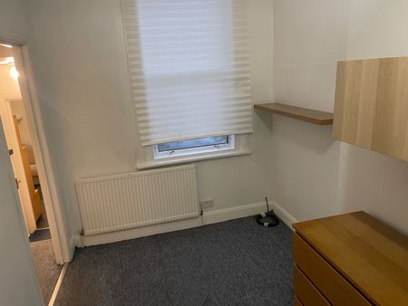 1 Bed Flat, Cricklewood, NW2 - Photo 3