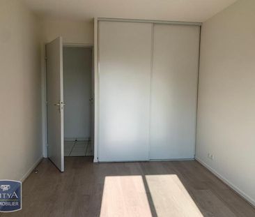 Location Appartement 2 pièces 47m² POITIERS 86000 - Photo 2