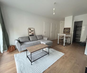 Location Appartement 2 pièces 32m² - Photo 3