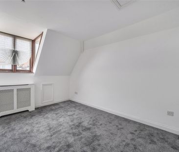 Roundhouse Court, Lymington, Hampshire, SO41 flat to rent - Photo 6