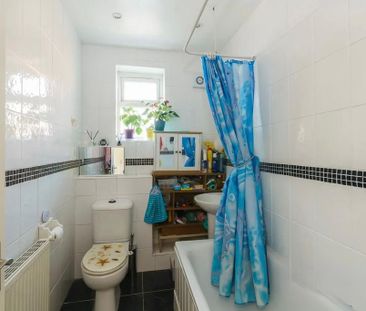 2 bedroom maisonette to rent - Photo 1