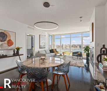 Condo in Downtown Vancouver, BC - Photo 1