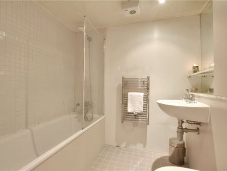 1 Bed Flat, Alaska Building, SE13 - Photo 3