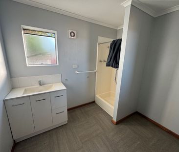 Low maintenance two bedroom unit. - Photo 5