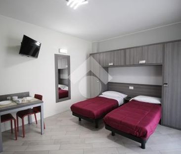 Monolocale in affitto - Photo 2