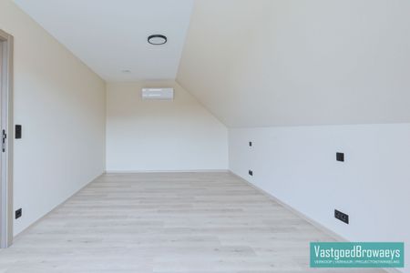 Kwalitatieve energiezuinige nieuwbouwwoning te huur in Horebeke - 4 slpks en dubbele garage - Foto 2