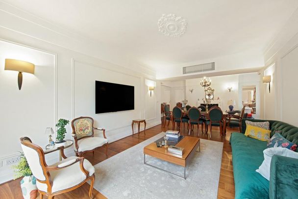 4 bedroom flat to rent - Photo 1