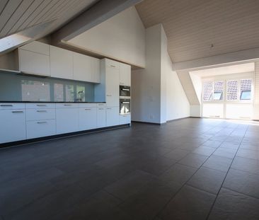 3.5 Zimmer, 93 m², 2. Stock - Foto 2