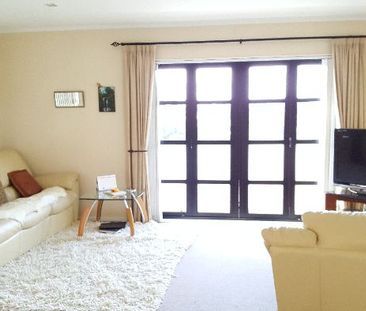 Property Management38b Nor'East Drive, Browns Bay - House for Rent - Photo 1