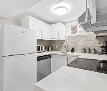 For Lease - 107 Parklea Drive, Toronto, Ontario - Photo 4