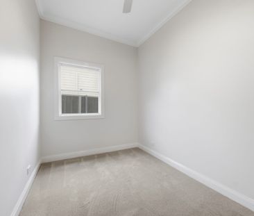 Comfortable living in East Maitland - Photo 4