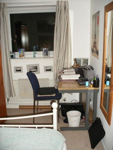 4 bedroom house share to rent - Photo 3