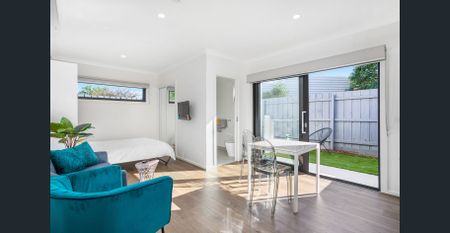 Fully Furnished Studio with Oversized Backyard – All Bills Included - Photo 3