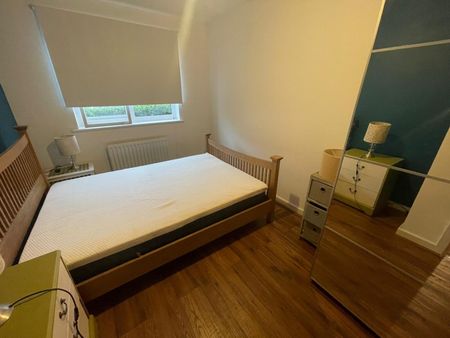 Maizey Road, Swindon - Photo 2