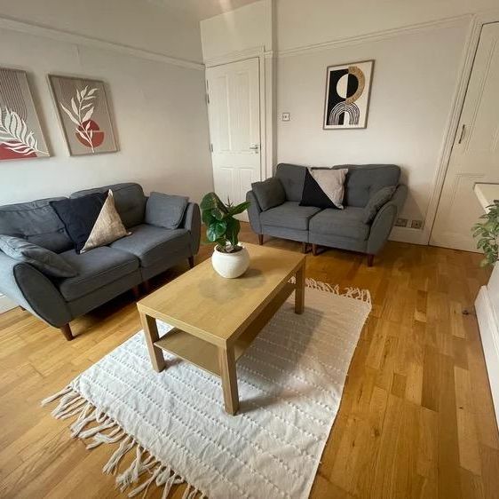 3 bedroom terraced house to rent - Photo 1