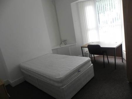 4 bedroom house to rent - Photo 4