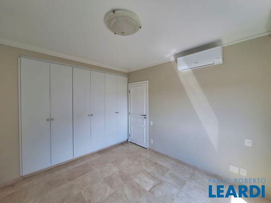 Apartamento - Photo 1