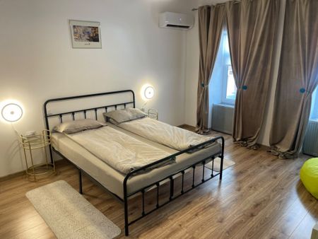 Garsonieră de închiriat – 37 mp, complet utilată, zona - Fotografie 2