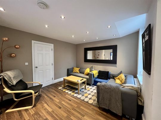 Deuchar Street, Newcastle Upon Tyne - Photo 1