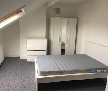 2 bedroom terraced house to rent - Photo 3