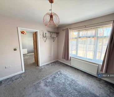 4 bedroom bungalow to rent - Photo 5