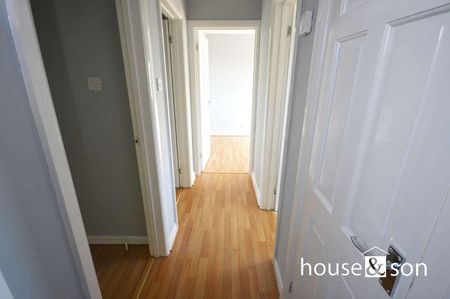 Redhill Court, Redhill, BH10 - Photo 2