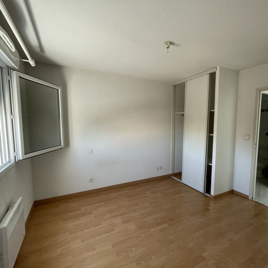 Location Appartement 2 pièces 33m² ONET LE CHATEAU 12850 - Photo 1