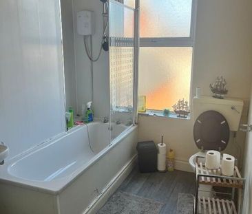 3/12 Cromwell Road, Belfast, BT7 1JW - Photo 4