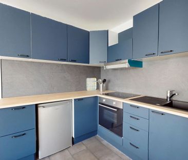 Location Appartement 1 pièces 28 m2 à Ozoir-la-Ferrière - Photo 2