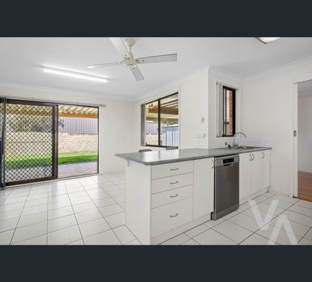 24 Haddington Drive, Cardiff South, NSW 2285 - Photo 4